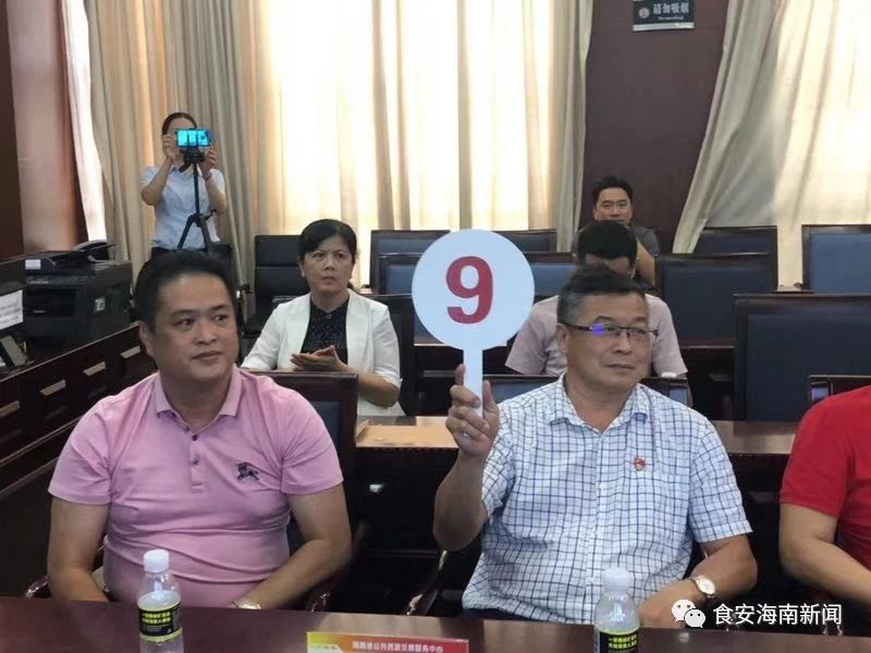 這是安徽亞太船用錨鏈鏈接鏈環(huán)的航母圖”